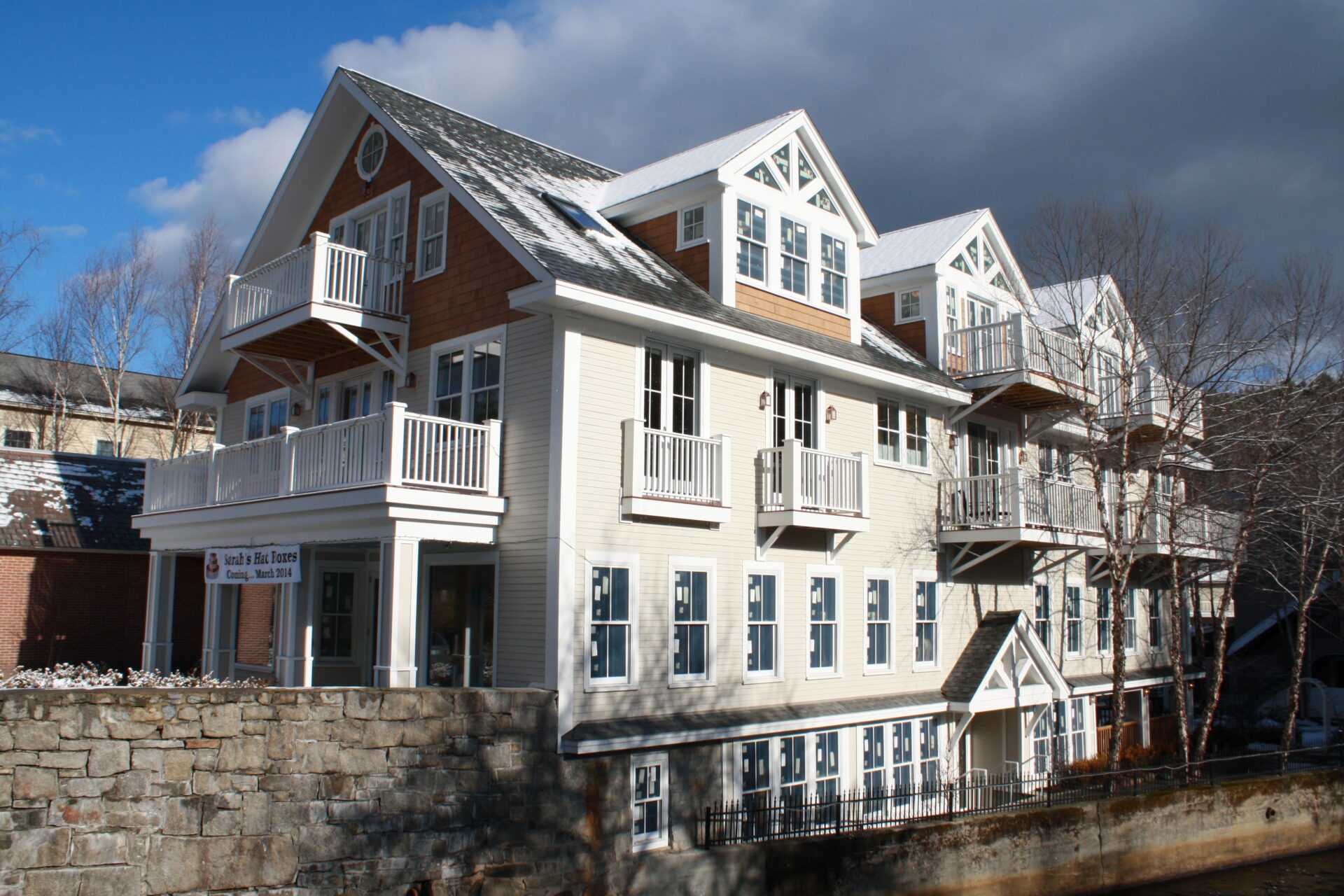 Waterhouse Plaza, Peterborough, NH