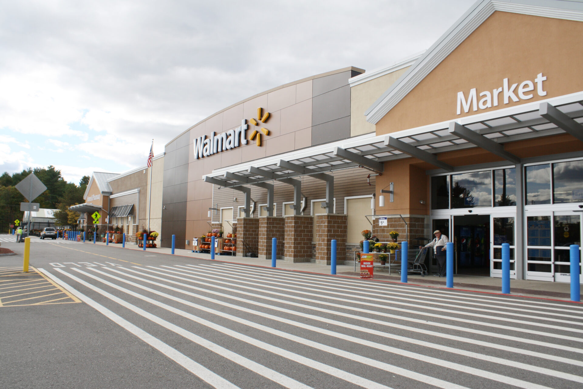 Walmart Supercenter, Tilton, NH